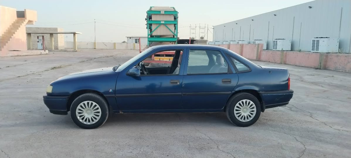 سلام عليكم
للبيع اوبل فكترا موديل 92 رقم نينوى جديد سنويا جديد 
سيارا بسمي تحويل مباشر كاربون بانزين بيهه سيارا بدون دعم وصبغ فقط دواير مصلح كير محرك بشرط محرك تعمير جديد بدون صرف بدون نفخ بدون بخار سيارا دواخلهه مرتب حلو لون ازرك استيرن پاور كهربايئيات شغالة سايد بريك شغال سيارا نضيفة سعر(43)بي مجال عنوان شيخان موصل *********** ***********
