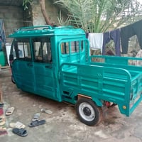 هذه ستوته بحالة جيدة مع مقبض قيادة جديد. اللون أخضر ويوجد بها مساحة تح...