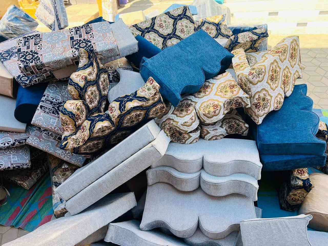 السلام عليكم ورحمة الله وبركاته الحمدلله بفضل الله تم وصول حمل تريله جلسات كويتي وسعودي المكان تكريت حي القادسيه شارع 500قبال قاعة الرحمن الرحيم واسعارنا مناسبه واقصادموجود ومنصه موجوده باالاقصادالمريح ***********
