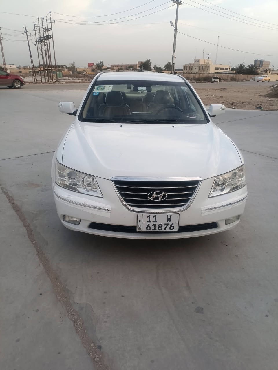 السلام عليكم من رخصت مسؤول الكروب المحترم سوناتا للبيع موديل 2010 محرك 2400 رقم  بغداد الجديد سنويه جديده ماشيه أقل 150 مكفولة كفاله عامه عدا شخط بسيط السيارة حيل جديده بوضع الشركه السعر وباقي التفاصيل على الرقم *********** مكاني واسط الكوت
