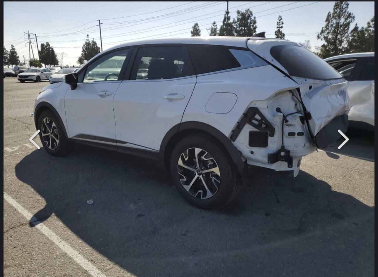 سلام عليكم ..

كيا سبورتج موديل 2024 وارد امريكي ماشيه 12 الف فقط
مواصفات ال EX المعروفه 
فول ما عده البانوراما
السياره بعمان ( مطروحه بالحره )
تدخل حره وترهم كتاب شهداء 
***********
