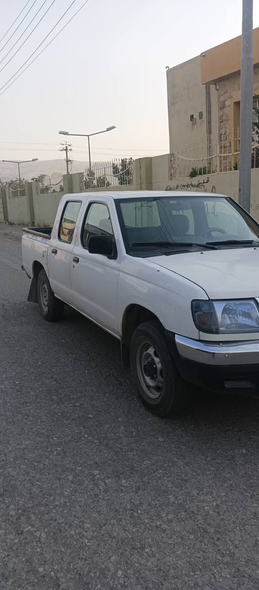 نیسان پیکاب
مۆدێل :2002
ئاڕم هەولێر 
نرخ : 75 و مامەڵە

ژمارەی خاوەنی : ***********
