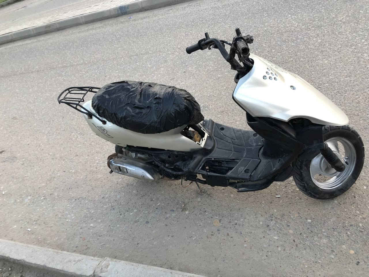 سلام عليكم دراجه ام تسعه مكينه ناعمه مفتوحه مره وحده السعر 250 وبيه مجال ***********
