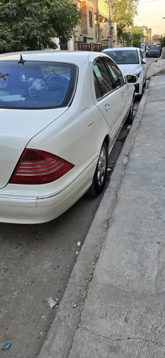 السلام عليكم
للبيع فقط بدون مراوس السعر 140 ورقة وبيهة مجال
Mercedes -Benz
موديل 2002 أصل ، حجم S500 
------------------------------------
#رقم الهاتف : ***********
#رقم السيارة : بغداد بأسمي اصولية  مشروع وطني 
-------------------------------------
تفاصيل👇🏻👇🏻
1_سلايد روف جام 
2_محرك V8+كير مكفولات ⁦⚔️⁩
3_تبريد 3 قطع +ثلاجة⁦❄️⁩
4_كروز سرعة🔒 
6_  شاشة ا🖥
7_ مري قلاب مع البك
9_ستيرن كهرباء 
10_شاشة اعطال💬
11_داخل جديد جدا  كهرباء ⁦⚔️⁩
12_لايت زنون 
13_ مري شفط
14_ ايرباكات سليمة 
15_ويل 16 بلادي  ⚔️⁩
16_سستم صوت BOSS 
17_صدر امامي خلفي كامل
18_حساس مطر💦
19_هزة وفحص جدد+سنوية جديدة  
20_لايت اوتو   ⚔️
21_ وضعيات قيادة سبورت وعادي 
22 زراك لايت عاطل
24 تجاوي خلفية كهرباء قلابة 
25 بردة كهرباء
27 جوبلسات جدد 
31 كير ثلاث وضعيات
33 كشنات هيترات مع كهرباء
34 كشنات خزن ميموري 3 وضعيات
37 تحكم استيرن جهتين
38  السيارة مكفولة من الصبغ والمعجون والبارد ، فقط تبديل الجاملغ الأيسر البنيد اثر حادث بسيط
39 تايرات جدد تخم
40مكان السيارة بغداد . الحرية .
للاستفسار الاتصال ***********
غير متواجد على النت  ( السعر 140 ورقة ) وبيهة مجال
-------------------------------------
