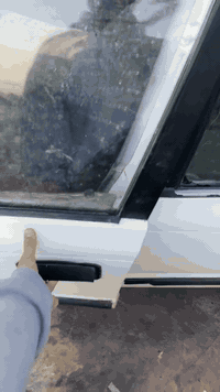 السلام عليكم مكلف بنشر كورله للبيع مديل 91 معمره كامله مكمله بلادي ما محور مشط كهرباء رقم انكليزي بس صاحب السياره سنويه لل 29 اوتو ماتيك تبريد تتفئه مكفوله كفاله عامه منل صدر ومكينه وكير قطره خياس ماكو  السعر (( 50 )) رقم صاحب السياره *********** @ محمود العراقي
