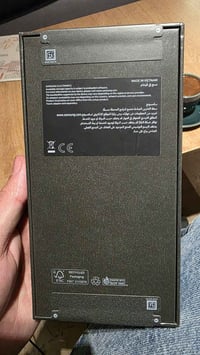 Samsung S25 Ultra  غير مفتوح جديد  ذاكرة 256  لون تيتانيوم كري  السعر ...