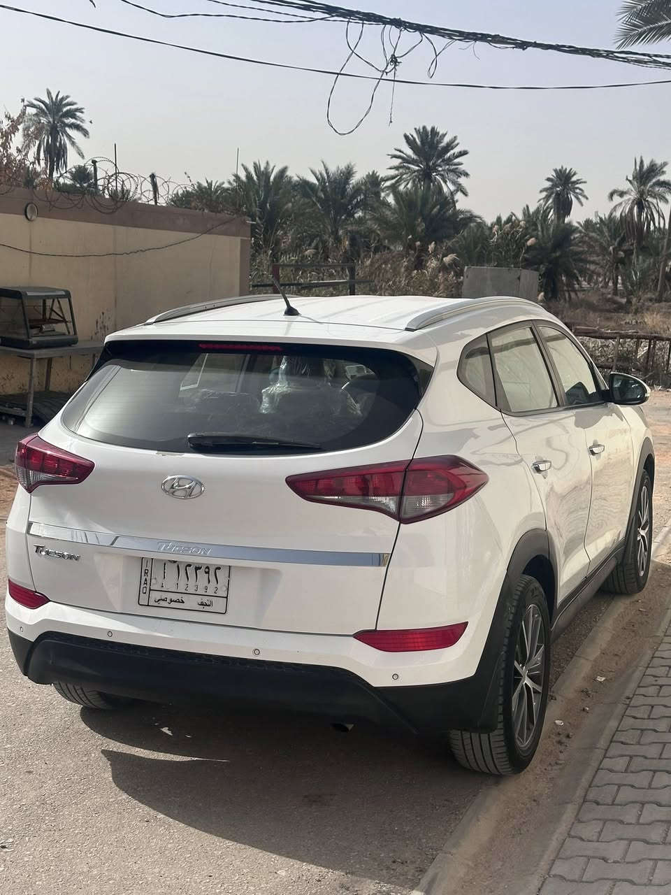 توكسان خليجي موديل 2017 بيها صبغ صوب اليمين التفاصيل موجودة بالصور
محرك مجفت بالجديد
تبريد العام مبدل منظومه كامله 
كاميرا وحساسات 
شاشه ودرايف مود وباقي المواصفات الاعتياديه
السيارة جاهزه
ماشيه 200 الف كم 
رقم نجف سنوية مجددة
باسمي السياره 
السعر 152 
مكانها في النجف 
للتواصل 
***********
اتصال مع واتس اب
