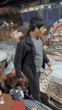 لاند هوم للمفروشات
مكانهم بغداد الحسينيه جهة مطعم الامير قرب مطعم ليالي اسطنبول 
***********
***********
