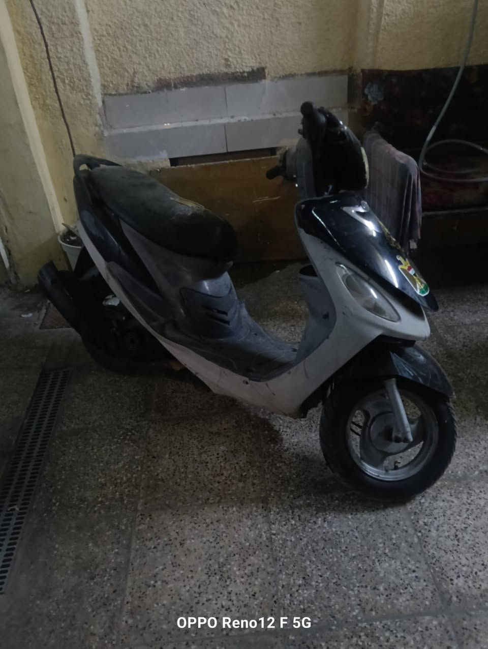 دراجه للبيع السعر 400 وبيها مجال قليل ***********
