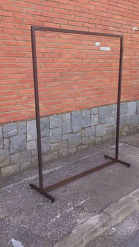 ستاند ديكور • حسب الطلب