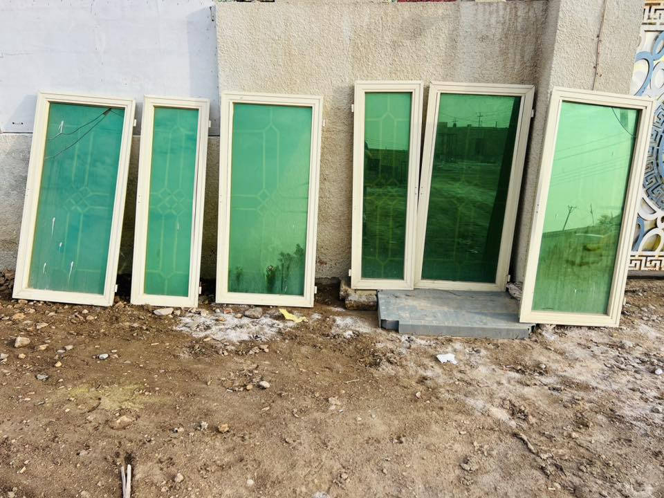 شبابيك المنيوم كويتي اللبيع العدد 3 ثنين 3متر عرض ارتفاع 150 واحد ثنين ونص عرض رتفاع 150 
للستفسار ***********
