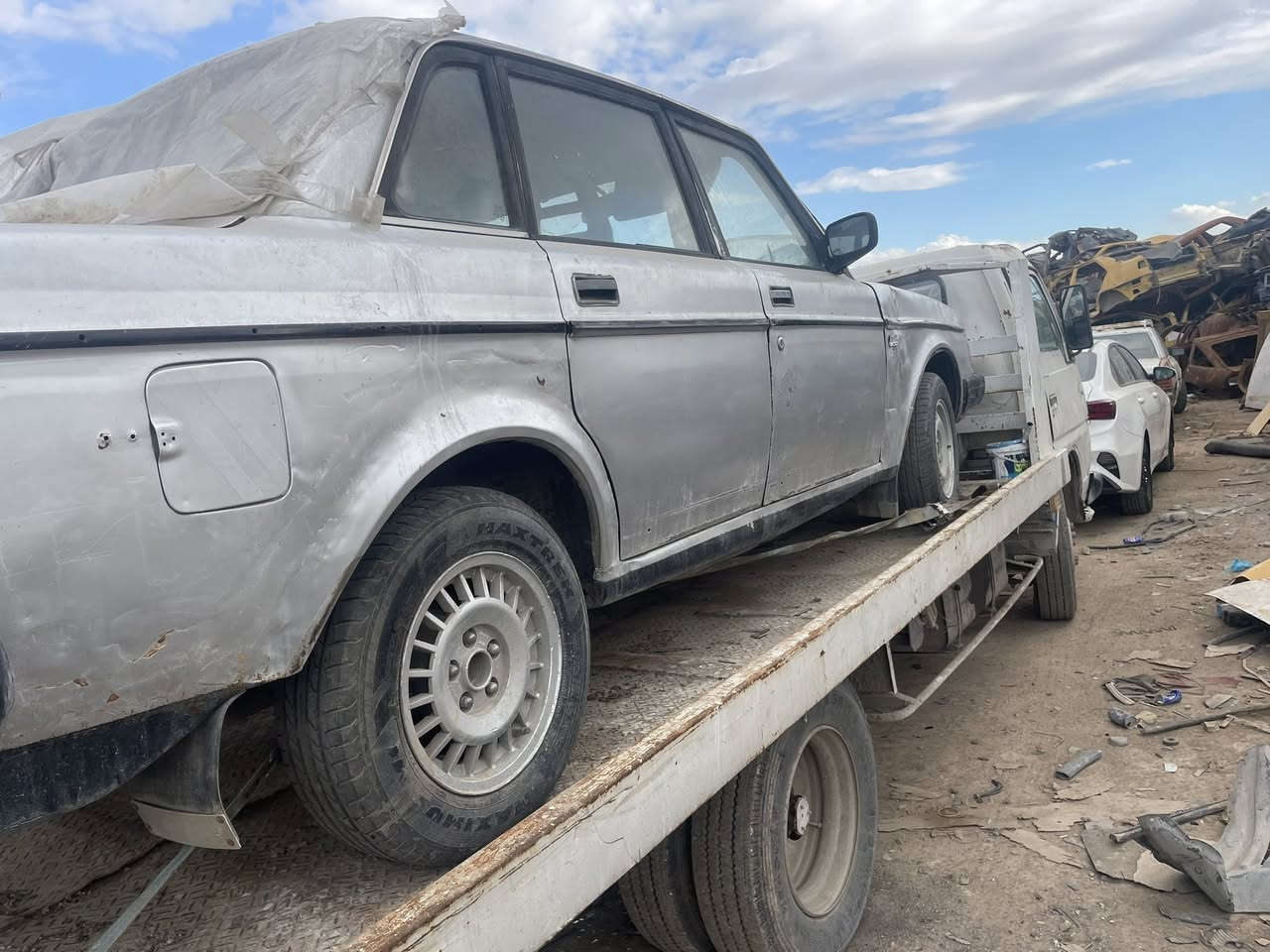 سلام عليكم تفصيخ فالفو 240عنوان بغداد جسر ديالى الجديد شتحتاج اتصل***********
