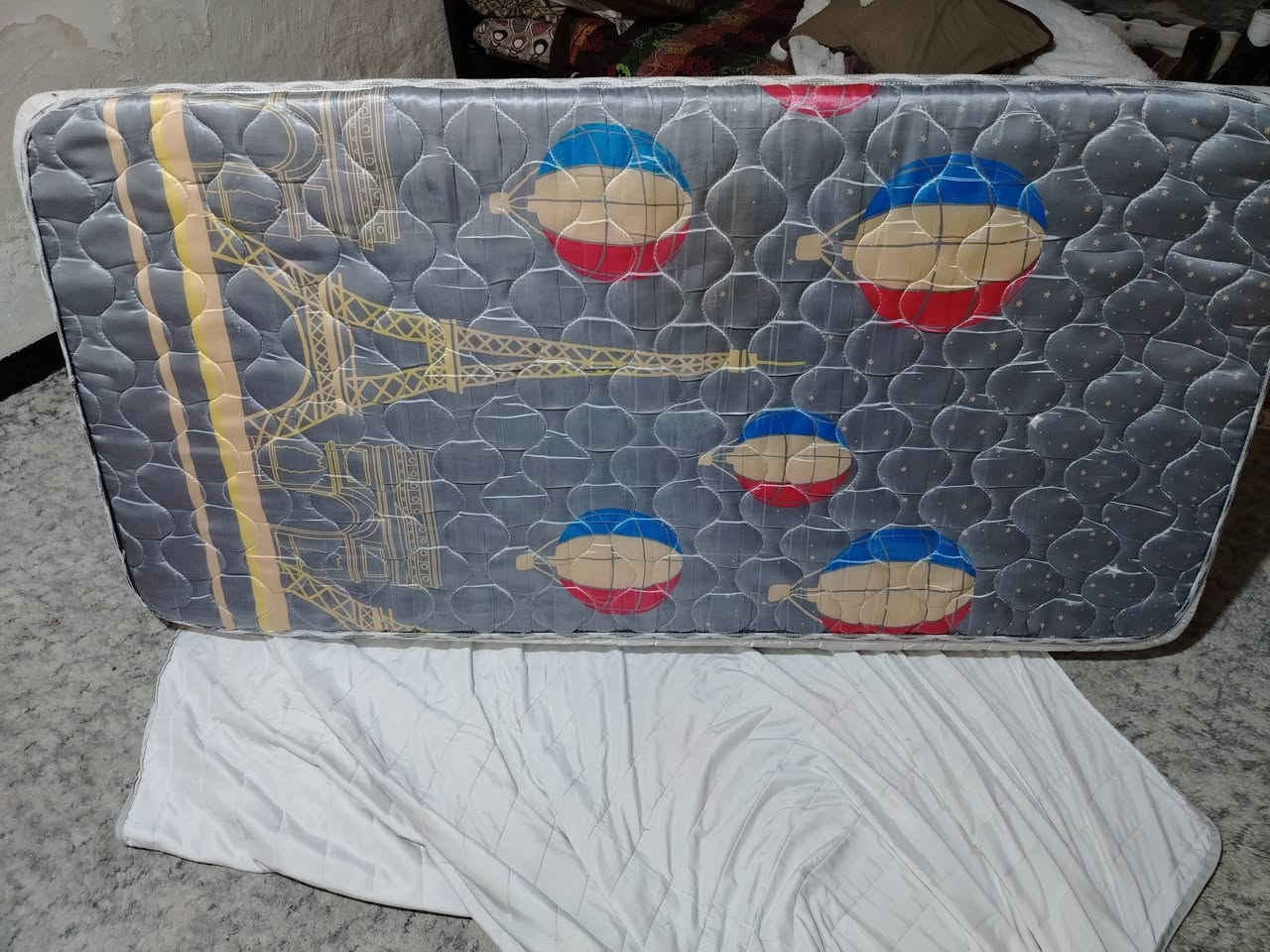 السلام عليكم غراض للبيع نضيفات كلش


**إذا كنت صاحب هذا الإعلان وتريد حذفه لأي سبب، رجاءا أرسل رسالة إلى الدعم الفني**