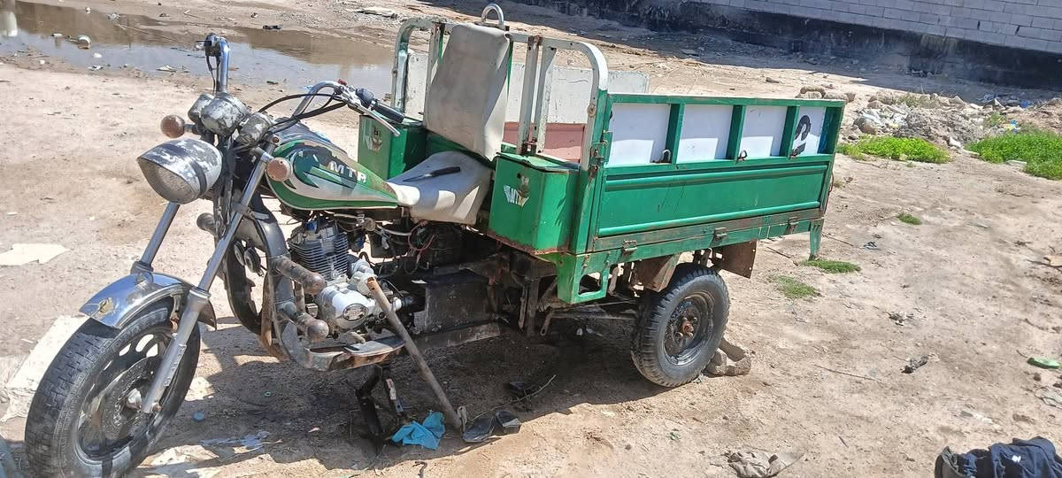 السلام عليكم ورحمة ستوته حلوا وخير من الله رقم وسنويا محرك ما مفتوح جديد سلف شغال بس باتري كاعد السعر مليون ونص وبيها مجال
الرقم ***********
المكان ابو الخصيب
