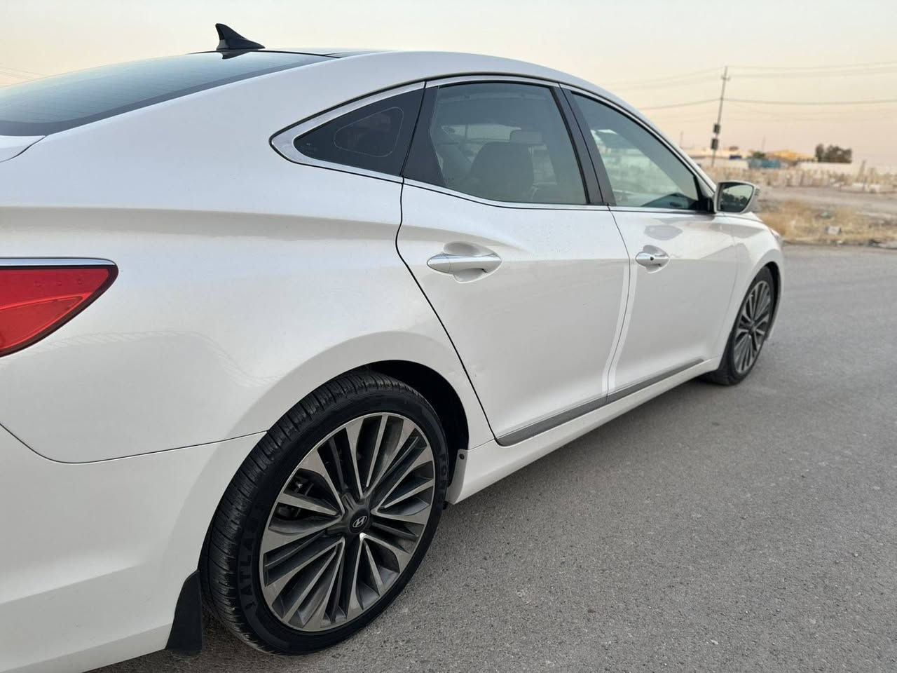 🚗 للبيع | هيونداي أزيرا 2013 – فول مواصفات
من رخصة الادمن
✅ موديل 2013
✅ فول مواصفات
✅ السيارة نظيفة وجاهزة للاستخدام
✅ السعر: 135 وقابل للتفاوض بالمعقول

للمهتمين، التواصل على الخاص أو الاتصال.
رجاءً، الجادين فقط.


**إذا كنت صاحب هذا الإعلان وتريد حذفه لأي سبب، رجاءا أرسل رسالة إلى الدعم الفني**