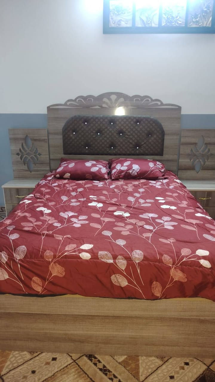 السعر ١٥٠ بدون دوشك ويادوشك ١٧٠ كلش نضيفات ودوشك هم جديد كركوك قادسيه ***********
