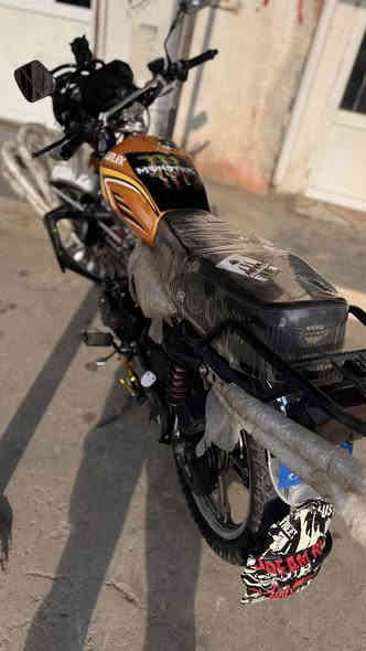 دراجه سونك محرك 200 نضافه فول اوراق منفيست *********** السعر 950
