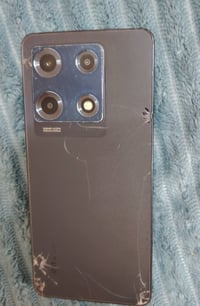 انفنكس نوت٣٠ برو • ٢٥٦ • كاميرا امامية معطلة