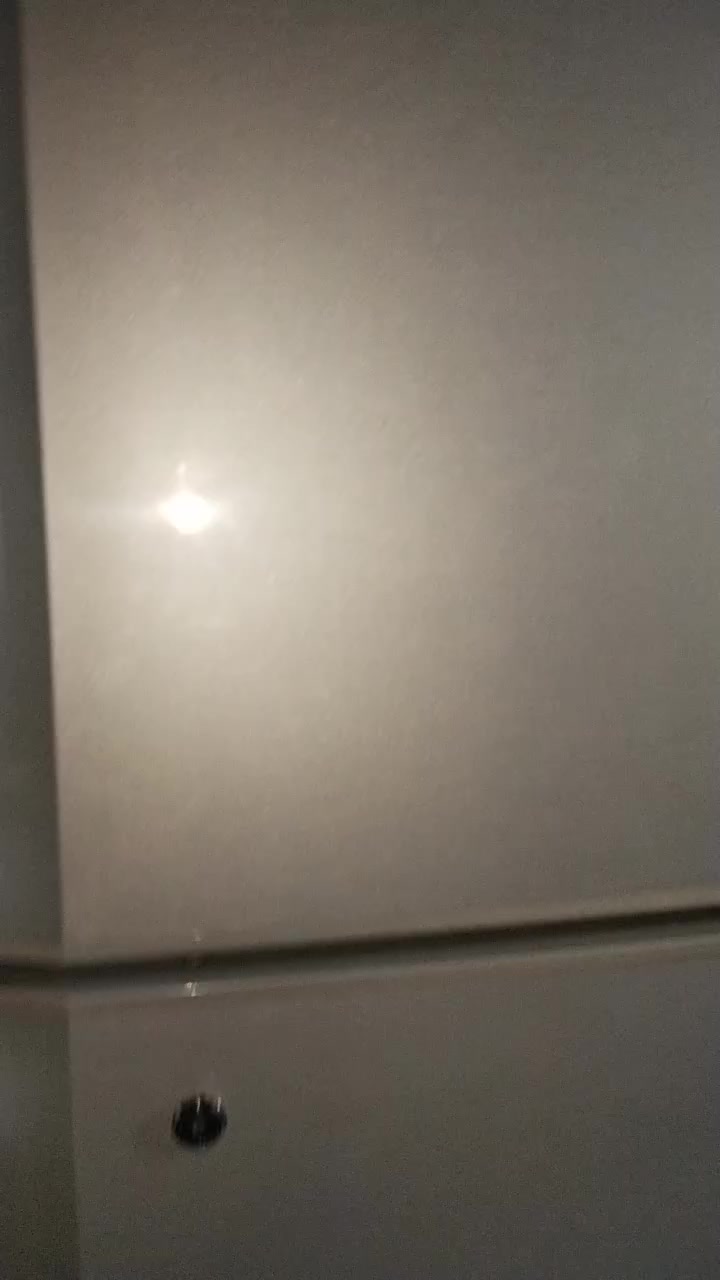 ثلاجه هيتاشي 30 قدم شغاله على الفحص نظيفه جدا سعرها 350 مكانها مدينه الصدر يوجد توصيل***********
