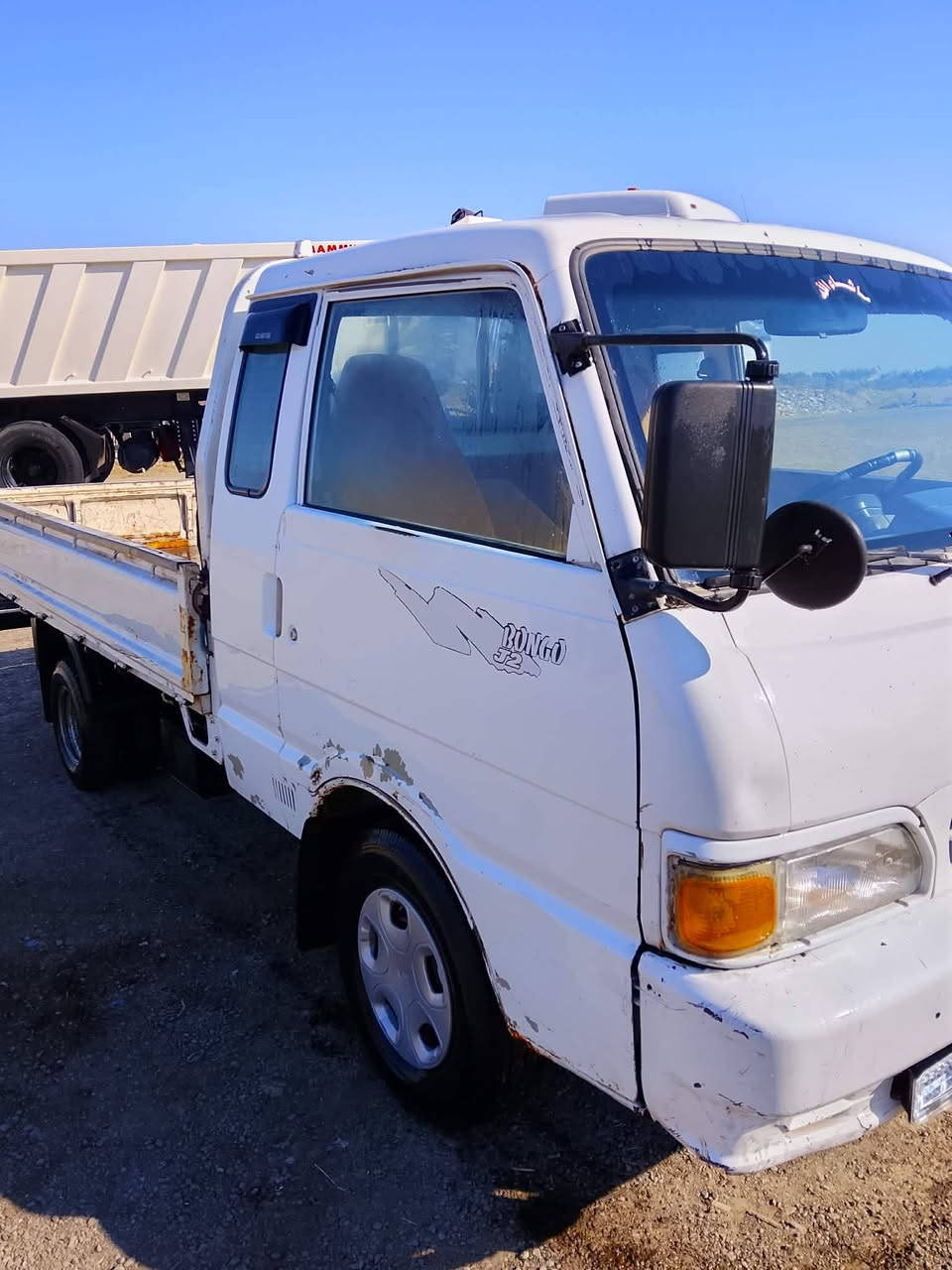 كيا حمل رقم بغداد تحويل ثاني يوم موديل 1996
السياة مكفولة كفالة عامة  السيارة علة البلاد  السعر 62 وبيهة مجال شي قليل مامتواجد علة الفيس مكان بغدادالمحمودية  انتصال***********
