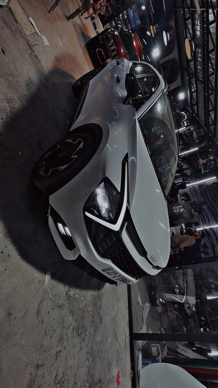 للبيع

سبورتج 2023 
 فول مواصفات
فول 1/1
وارد خليجي

رقم اربيل ‎الجديد الإنكليزي

‏‎ - بانوراما

‏‎ - سعة المحرك 2.000

-‏‎ مرتبط بناقل حركة أوتو 6 نمر

‏‎ - حساسات أمامية

‏‎ - حساسات خلفية

‏‎ - لايت زينون + LED

‏‎ - شاشة ديجيتال  متصل كامل

كشافات

‏‎ - بك لايت LED

‏‎ - ويل كب 19

-‏‎ اريل نفكيشن

-‏‎ تشغيل عن بعد

‏‎ -فتح الصندوق كهرباء ذكي

‏-‎ دشبول شاشة

‏‎ - شاشة ابل كار بلي واندرويد اتو

‏‎- كاميرا دوارة

‏‎ - المقاعد جلد

‏‎ - تدفئة المقود والكشنات الأمامية

‏‎ - مثبت السرعة Cruise

الأوامر الصوتية

‏‎- أوضاع القيادة  Drive Mode

‏‎ - فحص أنظمة السيارة

‏‎ - حساسات ضغط اطارات

‏‎ - شفتات مقود

‏‎- تبريد شاشة

‏‎ - هاند بريك بصمة

‏‎‏- ABS

‏‎‏ - Auto Hold    أوتو هولد

‏‎‏- ISO Fex        ايزو فكس

‏‎- نظام مانع الانزلاق

‏‎- نظام نزول المنحدرات

‏‎- اشارة في المرايا الجانبية

‏‎- مخرج منفذ الطاقة

‏‎‏- حساسات كامله داير السياره

شاحن هاتف لاسلكي

ملاحظة/ السيارة مكفولة كفالة عامة ماعدا صبغ قليل بجاملغ الخلف السائق شبر موضح بصوره 

استفسار *********** بي واتساب.                               العنوان بغداد 

السعر 215وبيها مجال
