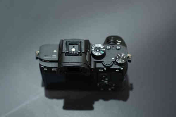 للبيع مستعجل SONY A7RIII
مع عدسه تامرون 28-75 فتحة 2.8
التواصل ***********
مكاني بغداد شارع فلسطين 
نظيفة كلش 100% 
السعر قفل قفل 2مليون

ملحقات كارتون وشاحنة وبطارية

للعلم هذه R3 مو A7III
 يعني 42.5 ميكه بكسل
