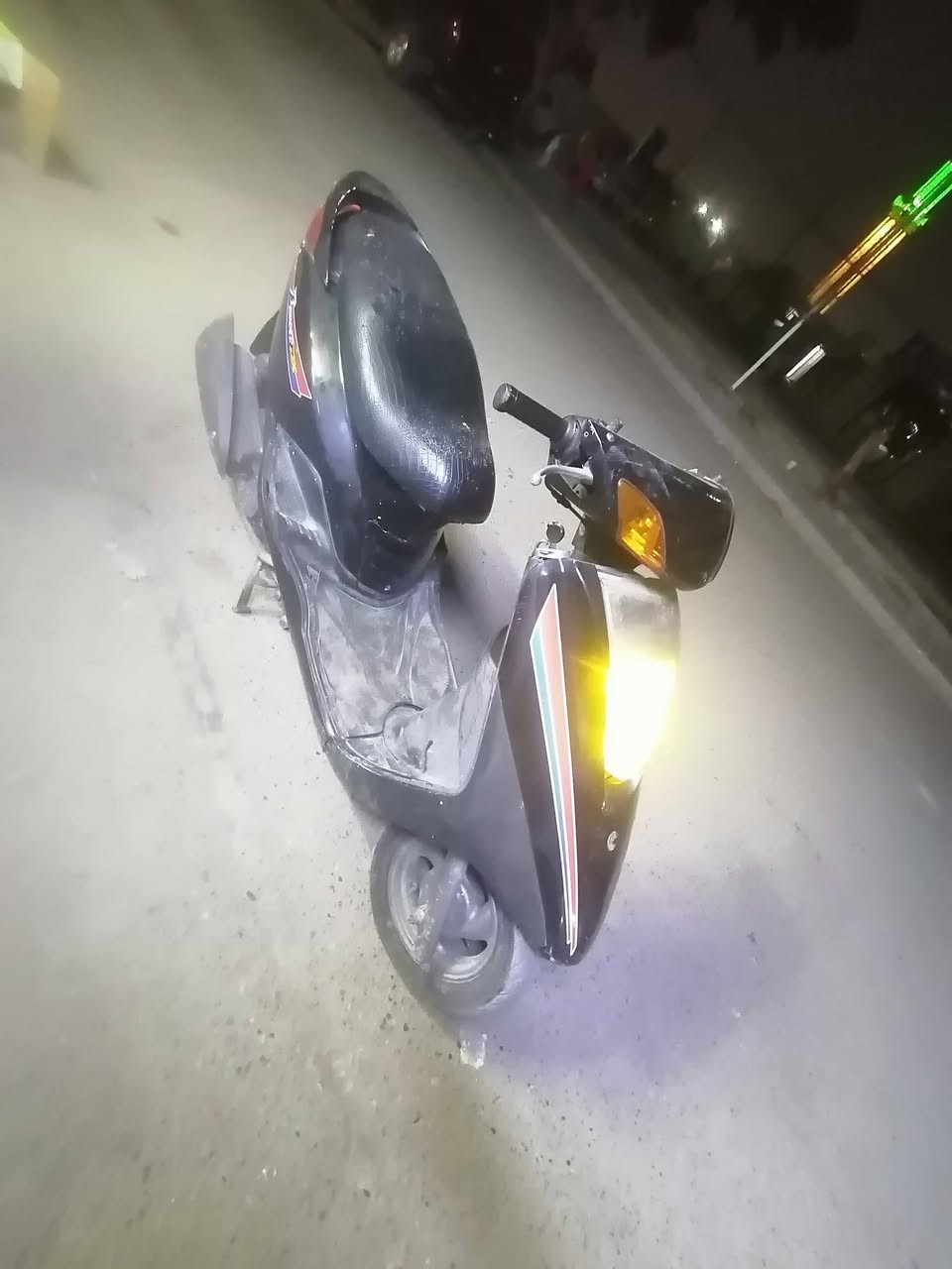 السلام عليكم
بريز نكره سلف وهندر كابريتر بلاديه محرك ناعم لانضوح ولاتبخير كيج سرعه شغال دبلات ستاندات صفح وتعليك شلعه ومعدل السعر ٤٠٠
***********
