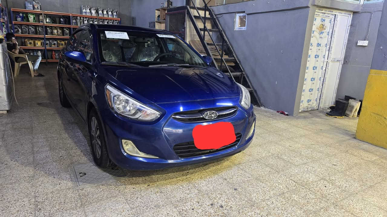 سلام عليكم
اكسنت ٢٠١٧ وارد امريكي
السياره فول مواصفات وحلوه ومايعوزها مصرف
رقم نينوى انكليزي  ( شرط التحويل) تبريد. مشالله ثلج 
السياره ضررها باب السايق وجاملغ الكدام السياره ليبل واحد كلها اخوان سعرها مناسب (١٠٦) شاري تعال شوفها وبيك خير وتدلل
***********
