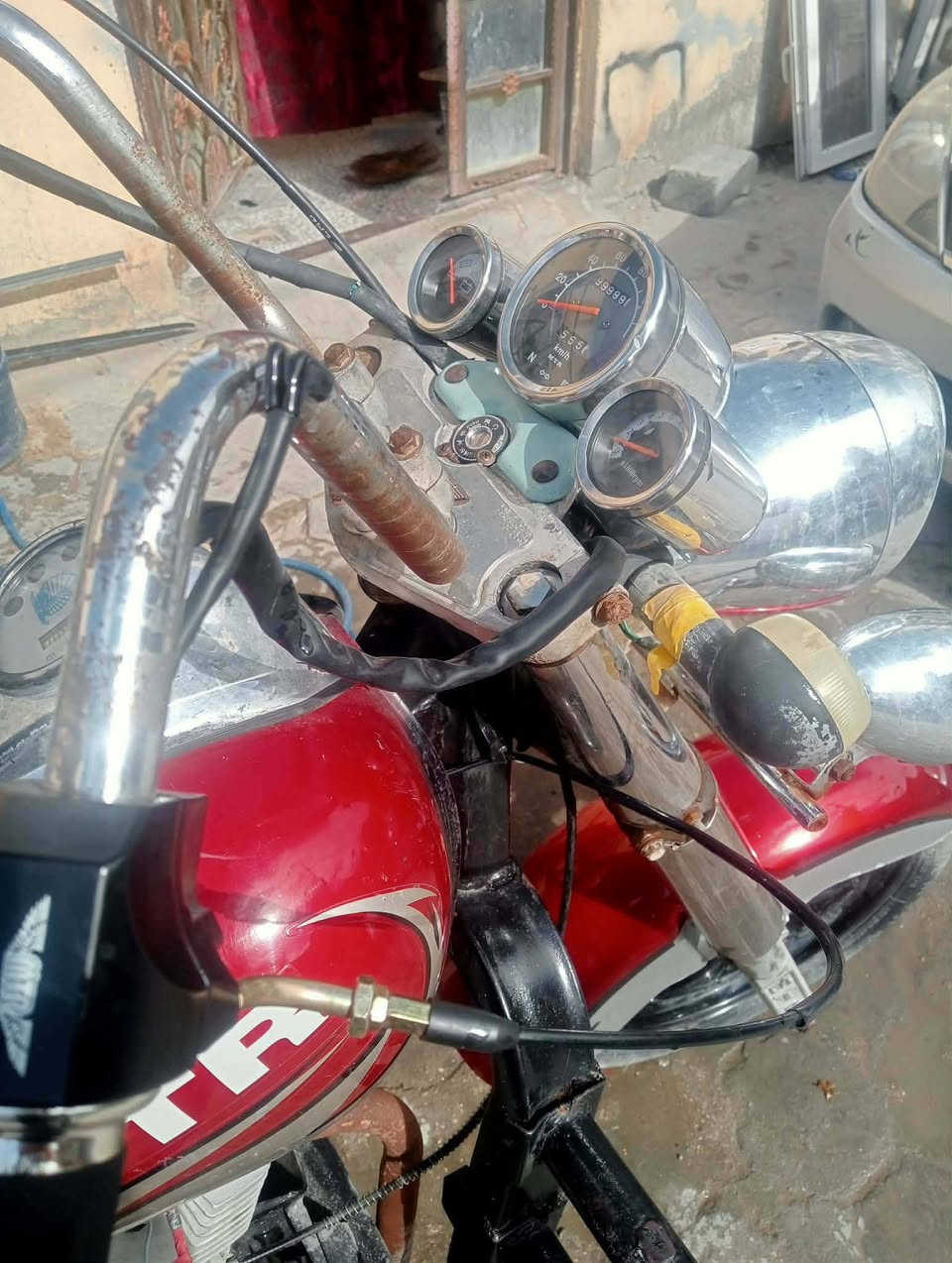 ستوته مديل 9رقم اسود بدون راعي شاصي كفاله سعره 825بيه مجال حك الجيه مكان نجف حي جزيره ***********
