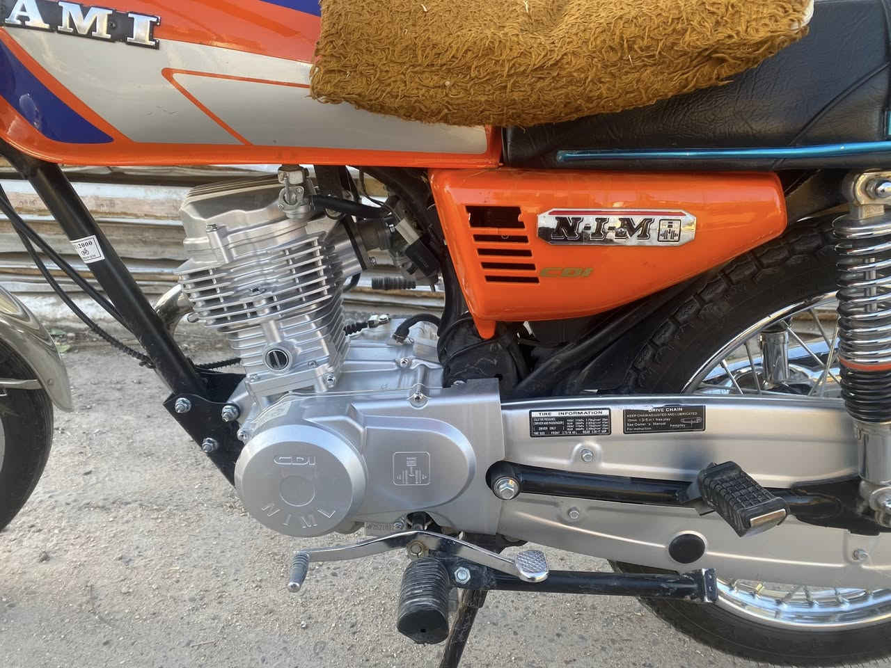 سلام عليكم درجه موديل 2025 أوراق سكنر  نضيفهً الدراجه كلشي مابيها الاستفسار هاذه رقمي ***********
