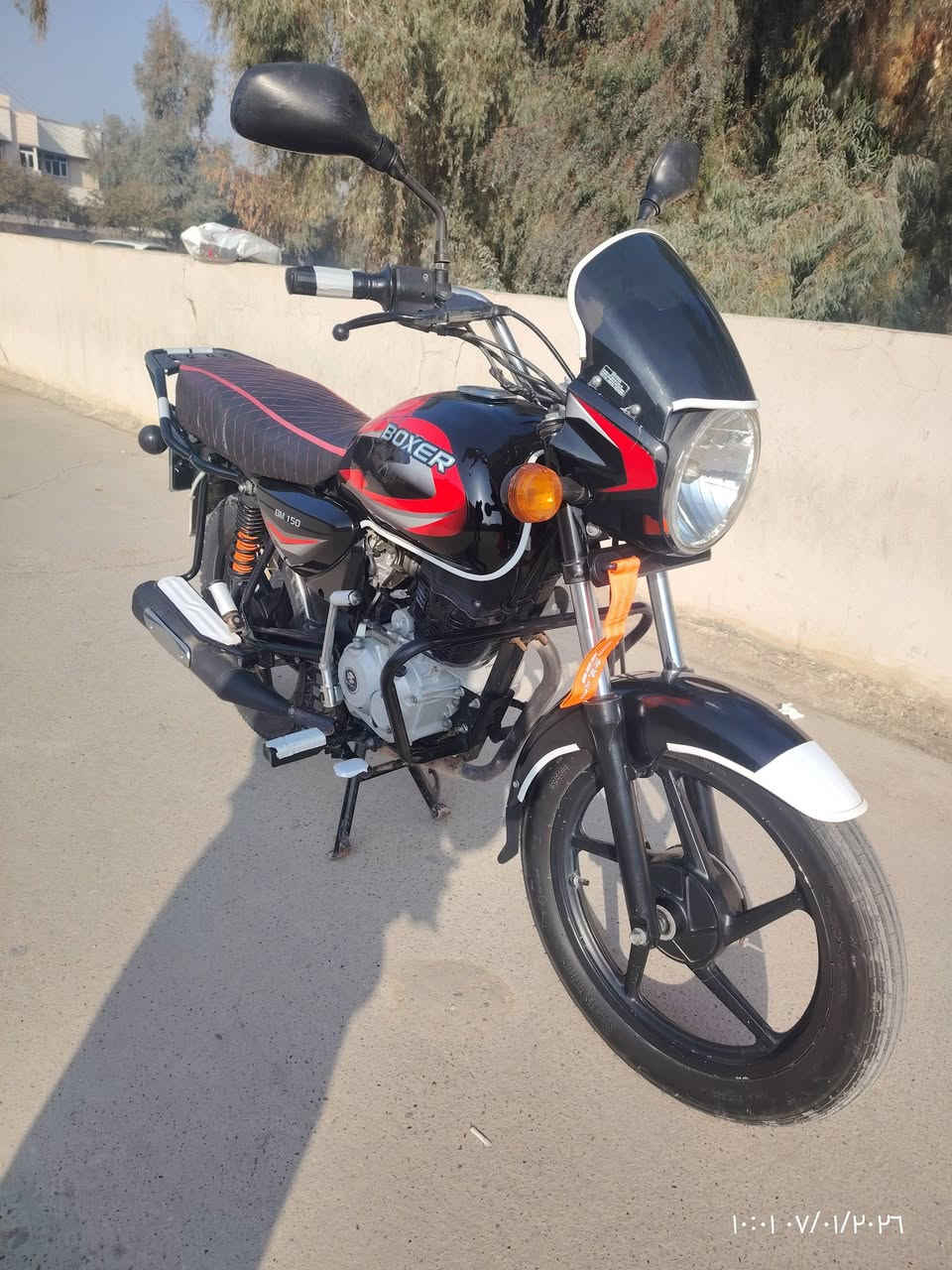 دراجه بوكسر ٢٣ مكينه بلاد ممفتوحه مرقم انكليزي تحويل ثاني يوم مكان الدراجه ديالى تقاطع القدس السعر مليونين و٤٠٠ بيها مجال بيع مستعجل.. للتواصل /***********
