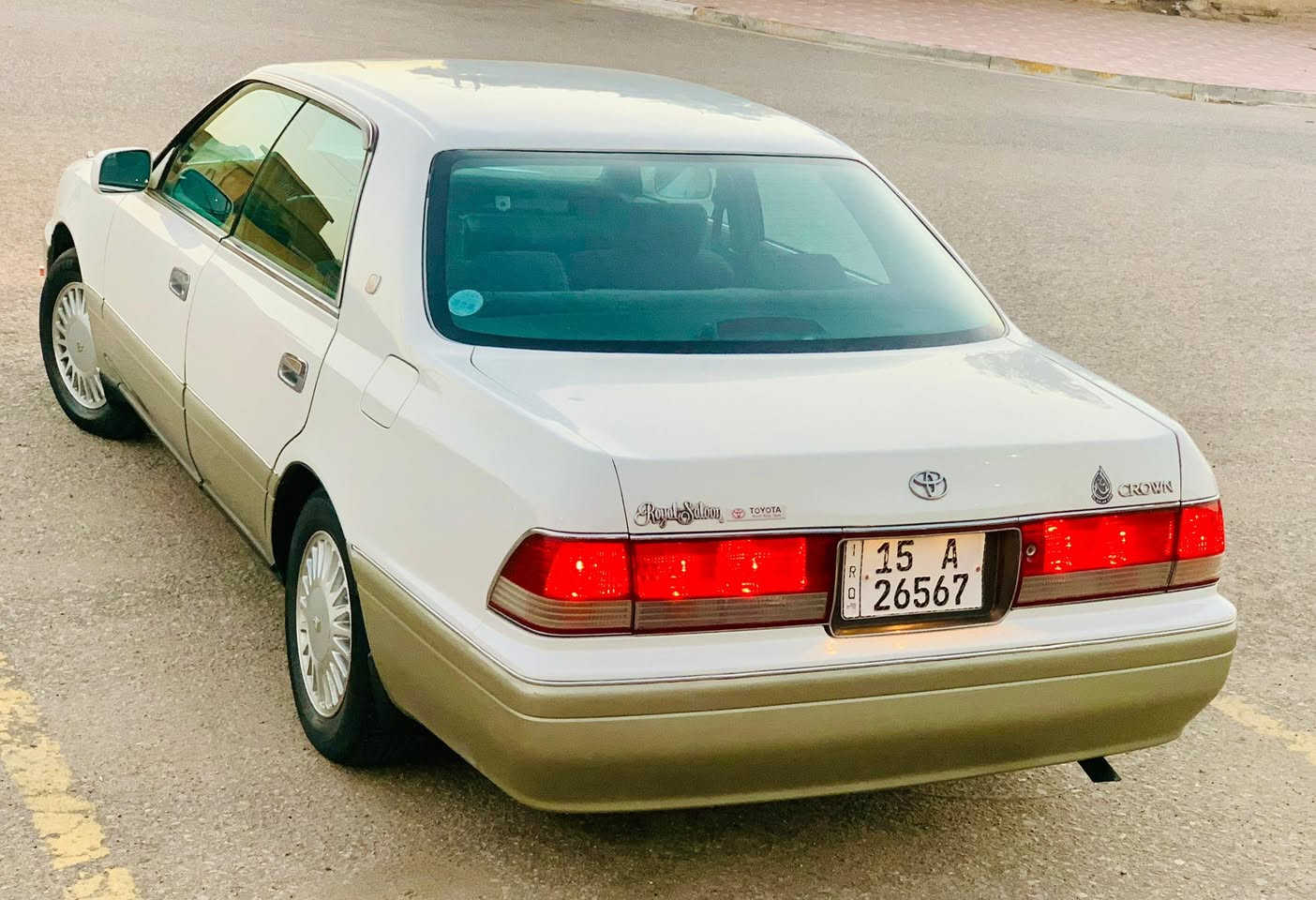 السلام عليكم ورحمه الله
للبيع راس الثور فلات موديل 1995 رقم انبار انكليزي (بأسمي) سنويه مجدده لل 2030 مداور مباشر وين ميعجبك گير ومكينه VVT فيشتين شرط حاويه 
السياره كفاله عامه من كلشي كص نقل عيب وضربه واصوليات السياره جاهزه من دواخل بالكامل حاويه حداديه اسفنج كهربائيات ويل جديد ادامه ارضيه وتنته جدد شرط السياره احلا من الصور وجاهزه مال جناي وكفاله مكان السياره كربلاء السعر 97 وبيها مجال بسيط للشراي 
للاتصال... ***********
