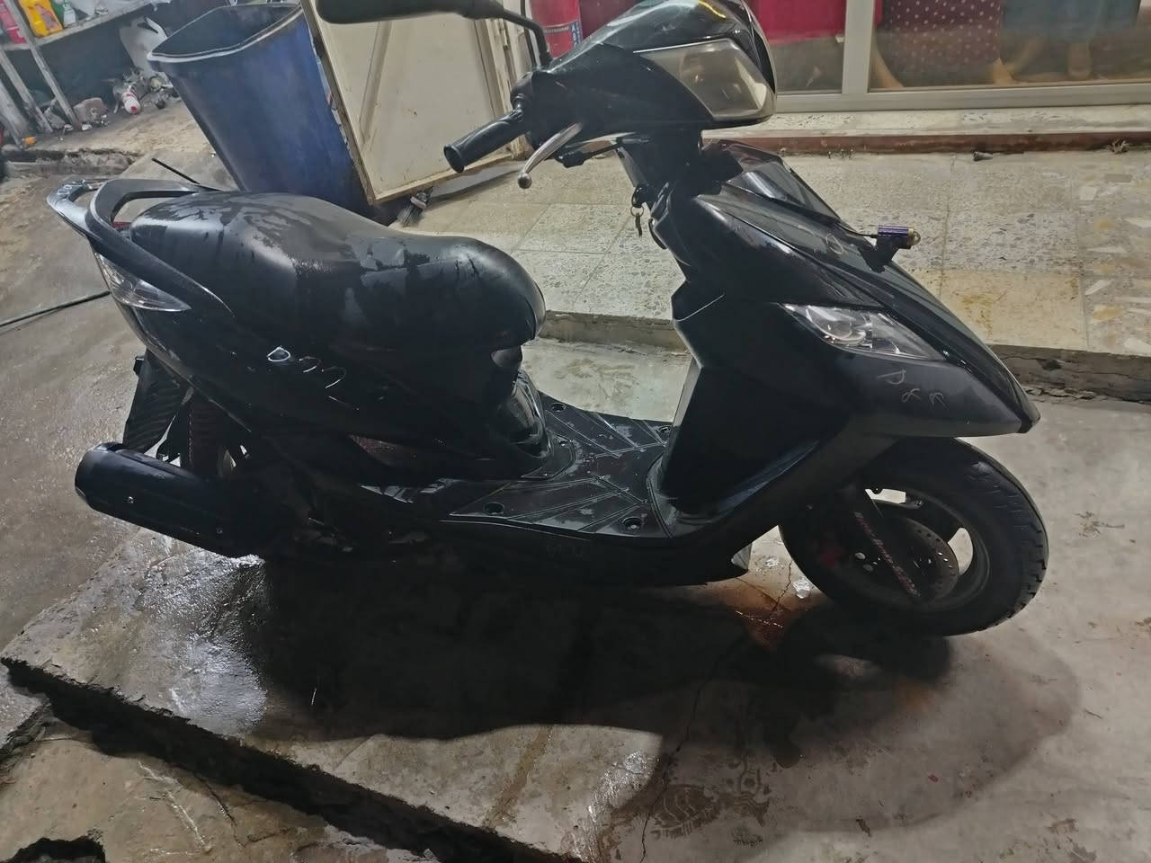 السلام عليكم دراجه للبيع ماكس ثعلب سعر ٨٥٠ مكلف بل نشر بيع فقط رقم صاحب دراجه ***********
