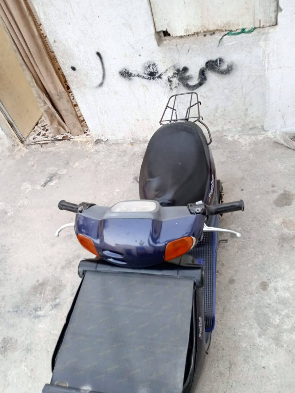 *********** بسم الله الرحمن الرحيم دراجه منغوليه 2003 دراجه كلها شغال والعنوان كربلاءي كربلاء حي الغدير من راجعين نقص ما بيعه دراجه كله شغال محرك بلادي والسعر 350 وبيعه مجال شيء بسيط
