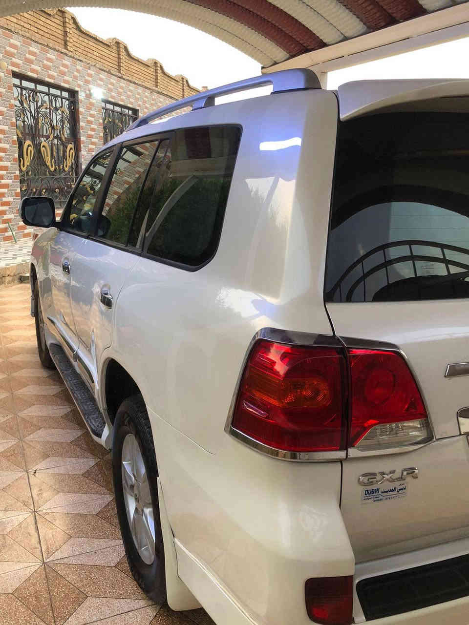 لاندكروز  2012
فوول مواصفات 1/1 

فتحه بصمه مري شفط 

حساس امامي خلفي كله شغال

السيازه ما عايزه بكد الشعره 

رقم بغداد انكليزي هزه وسنويه ورقم كله جديد 
بيه صبغ 3 قطع بدون دواخل 
ماشيه 130 الف حقيقي 

مكينه 6 سلندر 4000 

ما مفتوحه بشرط 

سياره جاهزه كير مكينه حداديه تخم تاير تبريد كله بشرط 

السعر ٣٠٥وبيه مجال كلش بسيط 

اي استفسار *********** مكان حله
 بيع او مراوس حسب القناعه
