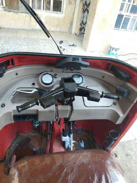 سلام عليكم تكتك 18 شهر5 رقم وسنويه تكتك كفاله من ضربه ومن صبغ ومن معجون  تكتك بلاديه بس دوس كدام عينك مكينه20 خير من الله لا تنقيص ولا التبخير تكتك نضيفه السعر 5200 خمسه وميتين وبي مجال بسيط رقمي *********** مكاني بغداد حي نصر تحويل ثاني يوم
