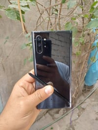 نوت ١٠ بلاس • ٢٥٦ • رام ١٢