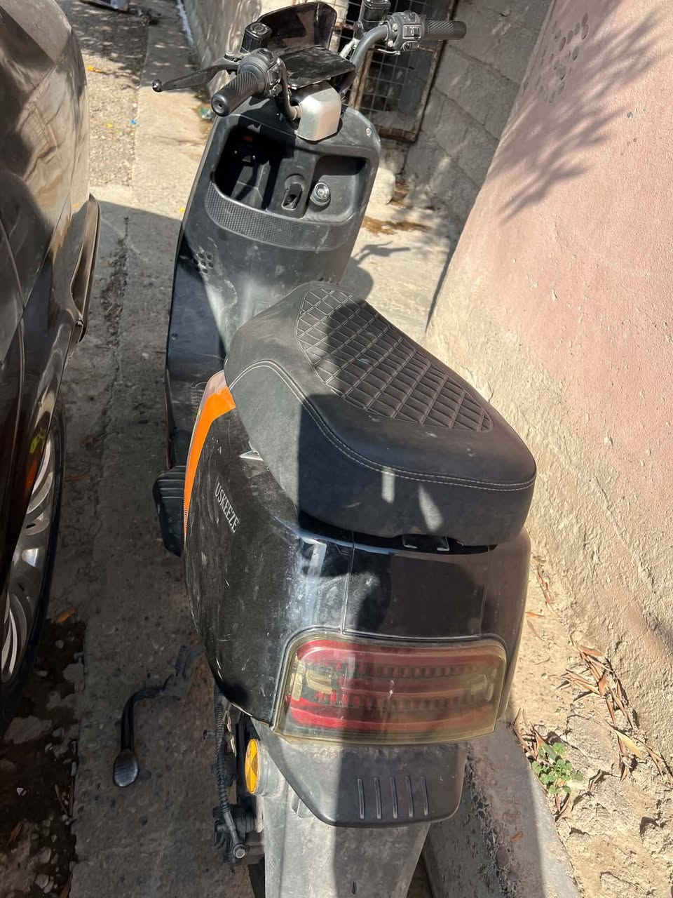 #للبيع دراجه شحن بطاريته الاصلية الاخضر  ماواصلة مصلح يرادله تبديل بطاريات فقط  السعر 325 عنوان موصل منصور @


**إذا كنت صاحب هذا الإعلان وتريد حذفه لأي سبب، رجاءا أرسل رسالة إلى الدعم الفني**