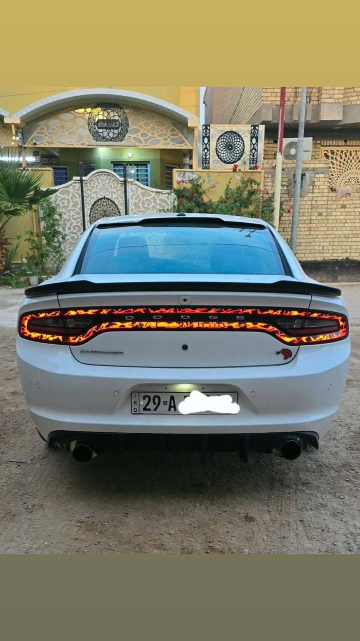 سلام عليكم جارجر بوليسيه ٣٦٠٠
٢٠١٨ سياره جديده مال بيت 
حادثه موضح بلصور وسوناره موجود 
المكان الديوانيه عفك 
شراي يتصل وانا خادم 
***********
