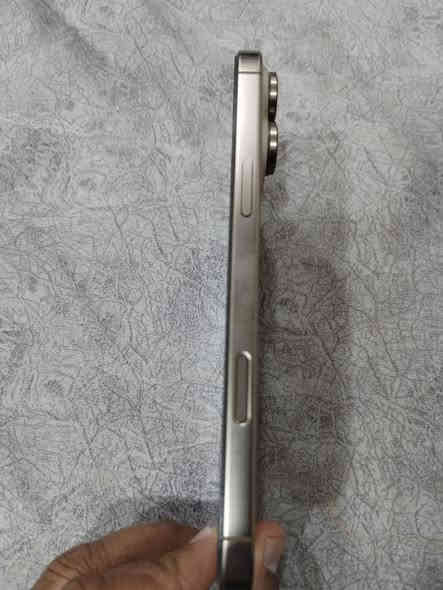 ايفون 16 برو ماكس دبس سيم كارت السعر مليون ونص وبي مجال ***********
