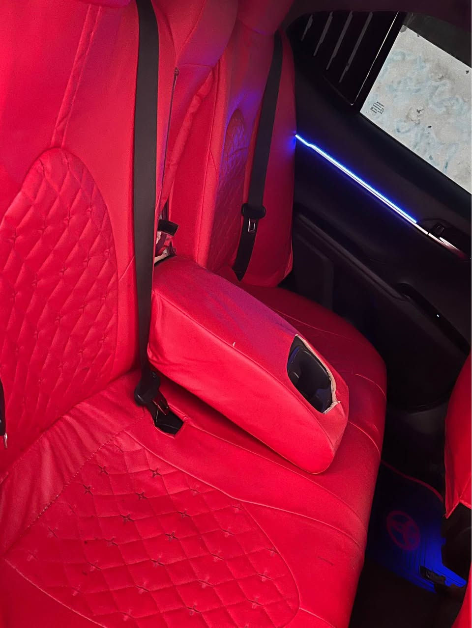 توێتا کامری مۆدێل ( 2018+Se )  
بەسمەو شاشەو سلایت و ڕادار کوشن جڵد 90 مایڵ  ڕۆیشتوە 
سەنەوی نوێیە
پەڕەشوت بەشەرت  پەڕەشوت سیستەم
 ٢پارچەی بۆیاغە بۆنیت و چەمەلاغ
،گێڕو مەکینەی بەشەرتەو نەکراونەوە، 
تەعویل و بەناو کردبەشەرت سەیارەکە هی دەستی خۆمە هیچ بەناوی خۆمە مەسروفێکی نیە هیچ جوانکاریەکی ناوێت هەمووی بۆ کراوە رانية, السليمانية


**إذا كنت صاحب هذا الإعلان وتريد حذفه لأي سبب، رجاءا أرسل رسالة إلى الدعم الفني**