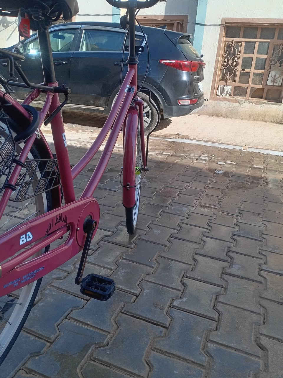 باسكل حجم 26 شركه بيدي لون وردي على بنفسجي نضافه 95/100 سعر 140وبي مجال الاستفسار *********** مكاني نجف كوفه شاررع المعمل
