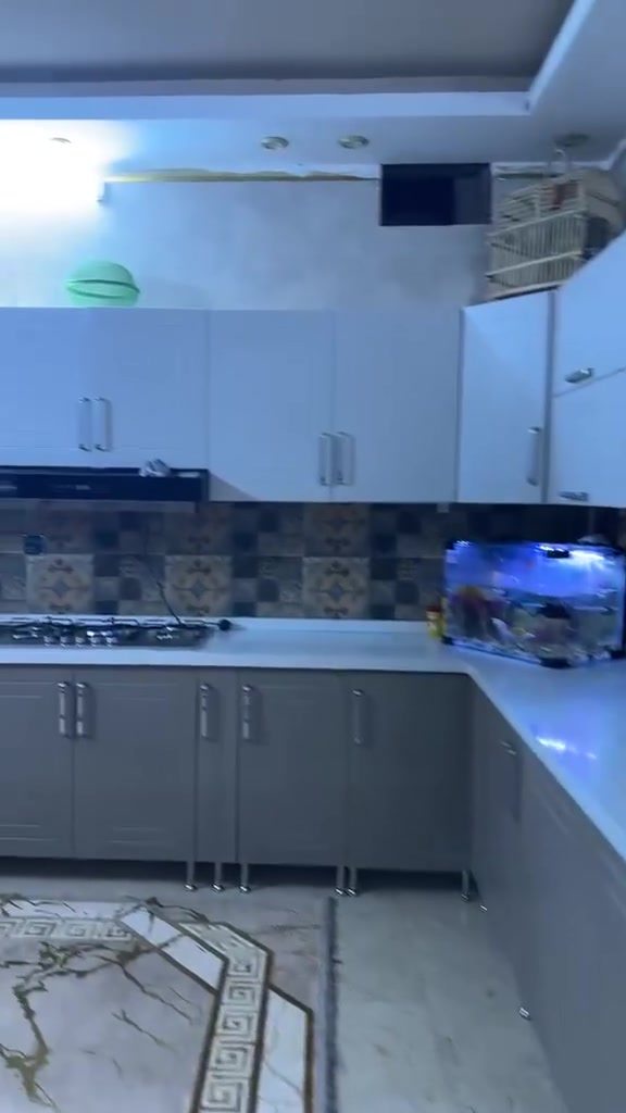 للبيع دار بناء درجة أولى موقع سكني مميز البلديات حي التجار الافرع الي بالبدايه الجهه الي مقابله للمحكمة مساحة 384م واجهة12×32 الارضي كراج واستقبال حديقة صالة منام 2 ومطبخ وصحيات الطابق الأول أربع غرف نوم وصالة وصحيات       حاله السند مستقل بسم شخص واحد فتح بيان مباشر ⬇️⬇️⬇️⬇️⬇️⬇️⬇️⬇️⬇️⬇️⬇️⬇️⬇️⬇️     للاستفسار والمشاهدة الاتصال على أرقام المكتب *********** 📞 *********** نستقبل جميع العروض
