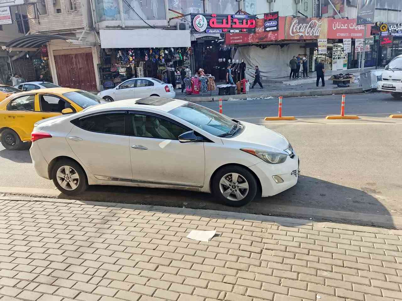 سلام عليكم ورحمه الله وبركاته النترا 12مضلع رقم نينوى كربون موجود فول واحد على واحد حته بصمه مال بواب البيع ومعرض حسب لقناعه لمكان موصل حي ليرموك معرض رقم لشمال اريد ***********
