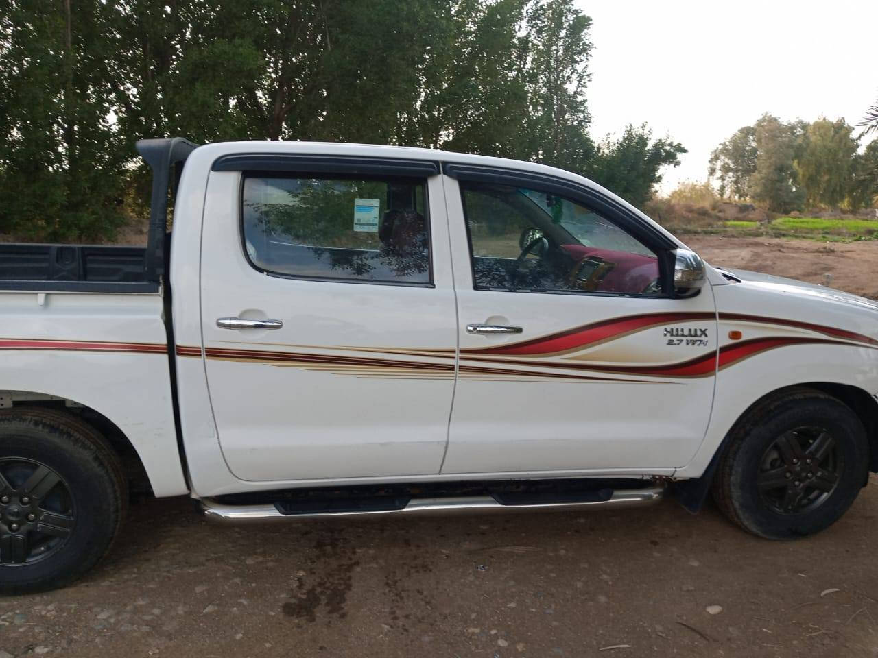 سلام عليكم تيوتا مديل 2007 سياره جديده تخم تاير مكينه جديده سياره ما متعوبه ابد شرط تحويل سعره 140 بيه مجال ستفسار ***********
