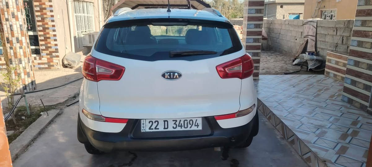 سبورتج خليجي ٢٠١١
سونار مرفق مع الصور 
كير محرك صدر تايرات تبريد كله جديد 
رقم اربيل انكليزي 
مكفوله من الضربه والحادث هذا صبغ رش فقط
السعر 123
واسط الصويره 
***********
***********
