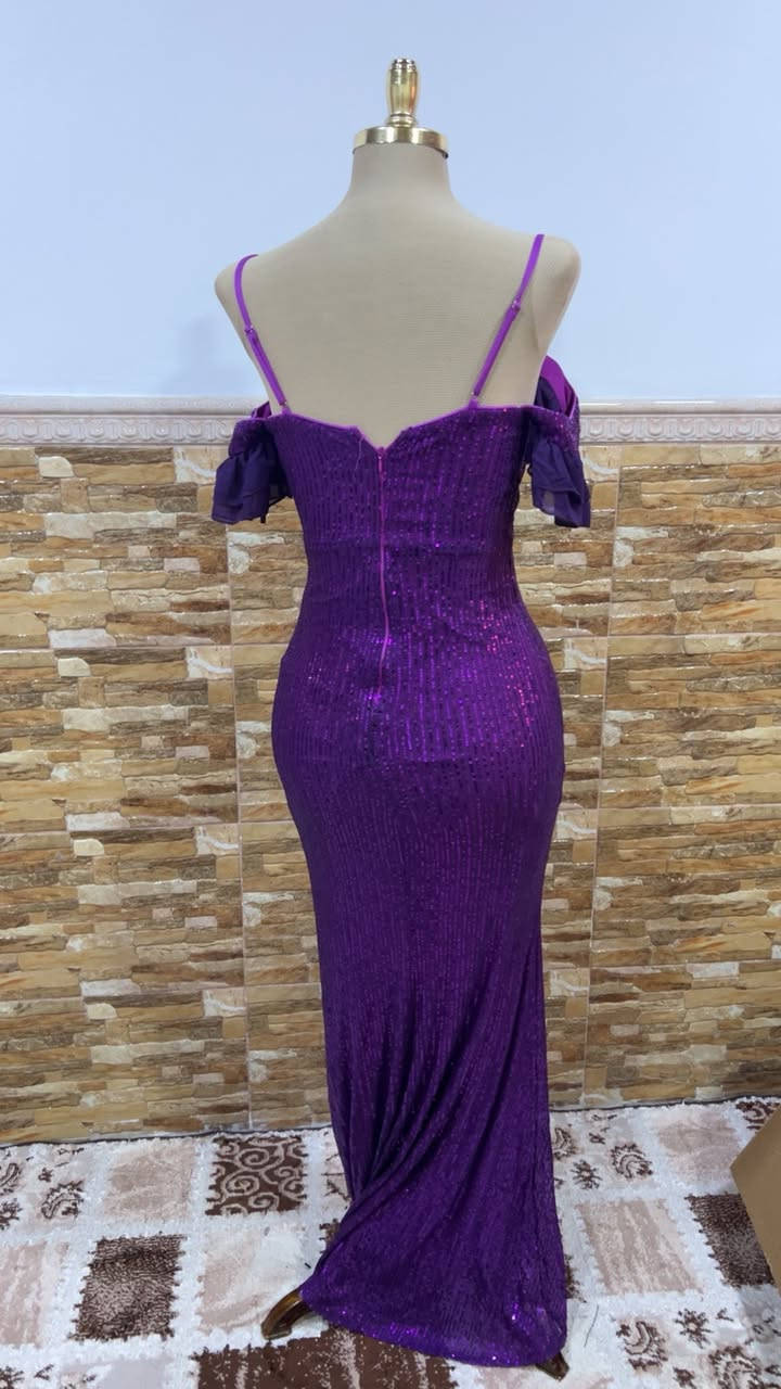 فساتين مناسبات جديدة مملبوسة بنات قياسات مختلفة سعر الواحد 10 واكو واحد لو ثنين ممصورتهم 
توصيل 3 لكل المحافظات


**إذا كنت صاحب هذا الإعلان وتريد حذفه لأي سبب، رجاءا أرسل رسالة إلى الدعم الفني**