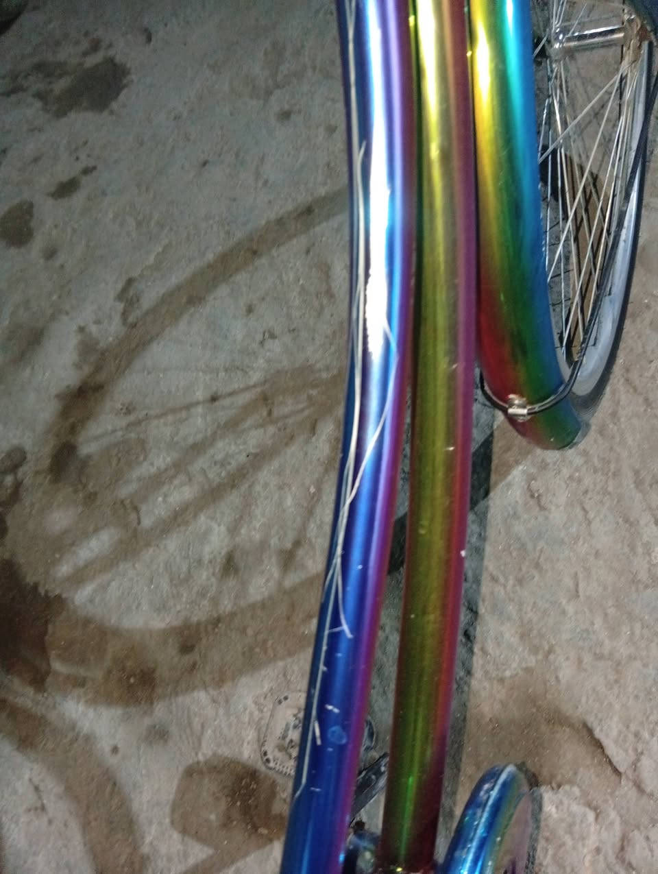 السلام عليكم بايسكل للبيع سبع الوان شركه ساندوس موديل 2025 سعر 150 وبي مجال رقم الهاتف *********** مكان طواريج السياحي
