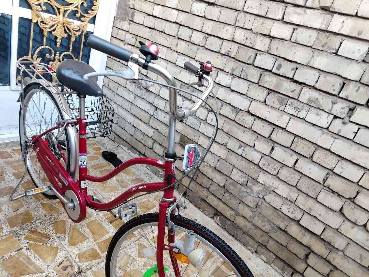 بايسكل بناتي حجم 26 للبيع او امراوس ابايك السعر85بي مجال قليل ***********
