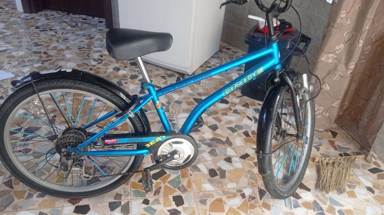 🚲 للبيع بايسكل جديد حجم24 شرط الياباني 🇯🇵
✅ بيه 6 كير
✅ نظيف وجاهز للاستعمال
💰 السعر: 110 ألف وبيه مجال
📞 للتواصل:
***********
***********
